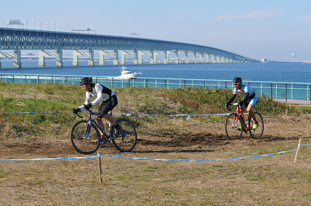 http://www.cyclocross.jp/news/3SD_0101.jpg