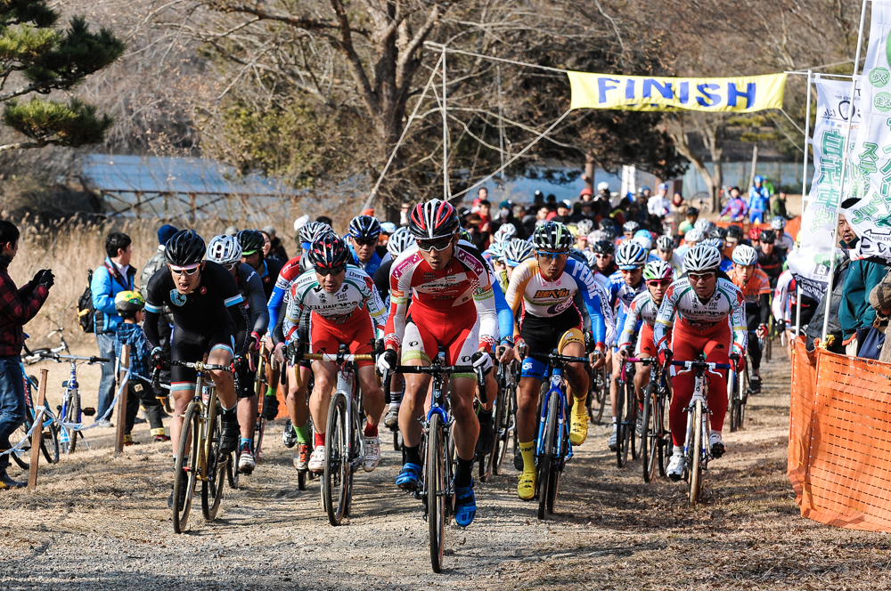 http://www.cyclocross.jp/news/3SD_0469.jpg