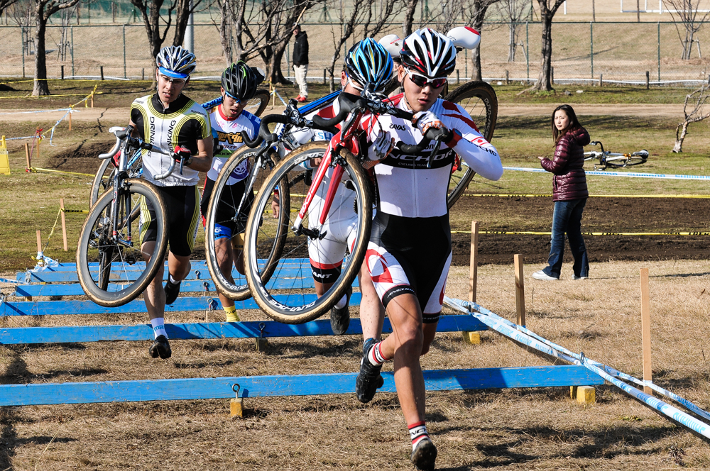 http://www.cyclocross.jp/news/3SD_0566.jpg