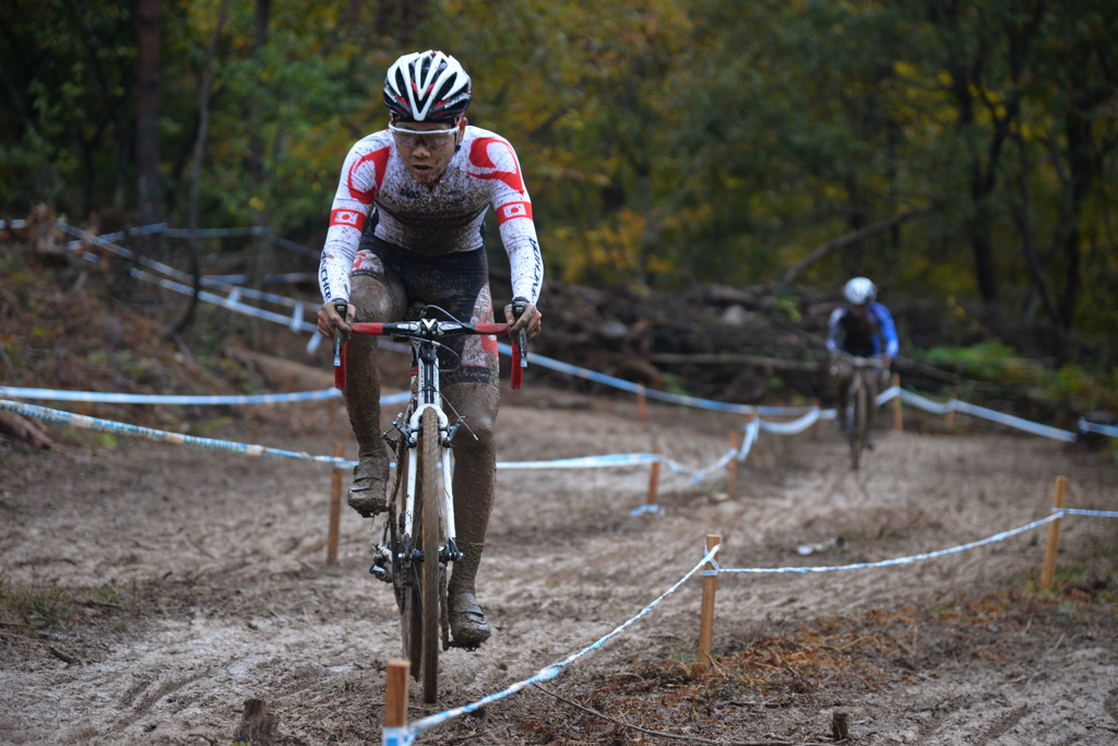 http://www.cyclocross.jp/news/61D_8056.jpg