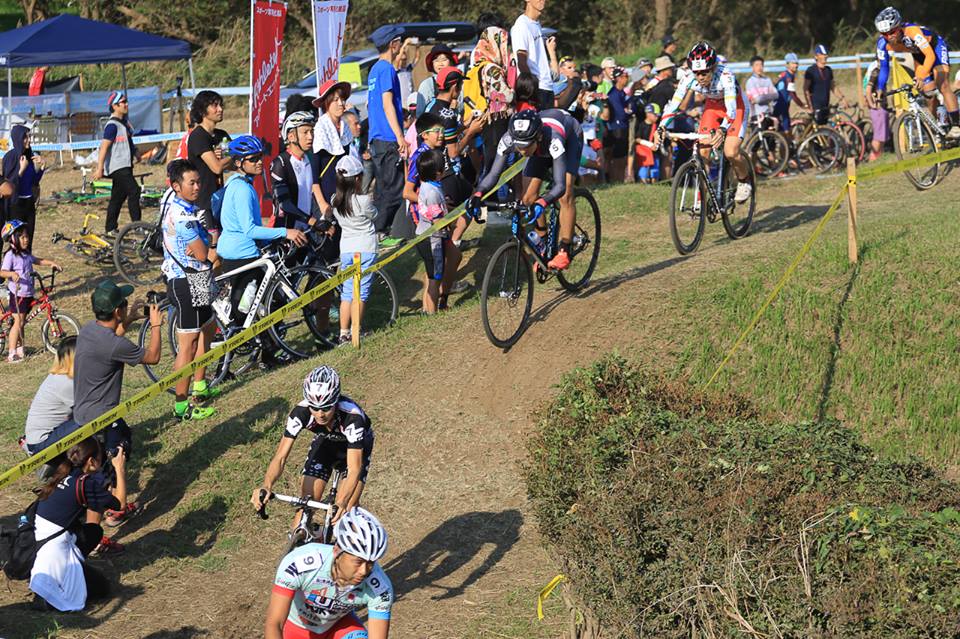 http://www.cyclocross.jp/news/cxk/CXK156002rp%20%282%29.jpg