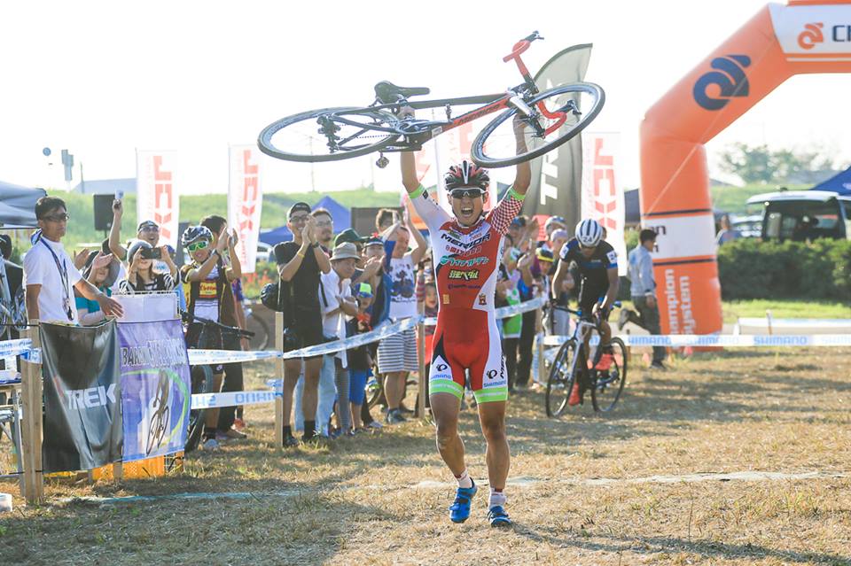 http://www.cyclocross.jp/news/cxk/CXK156002rp1%20%282%29.jpg