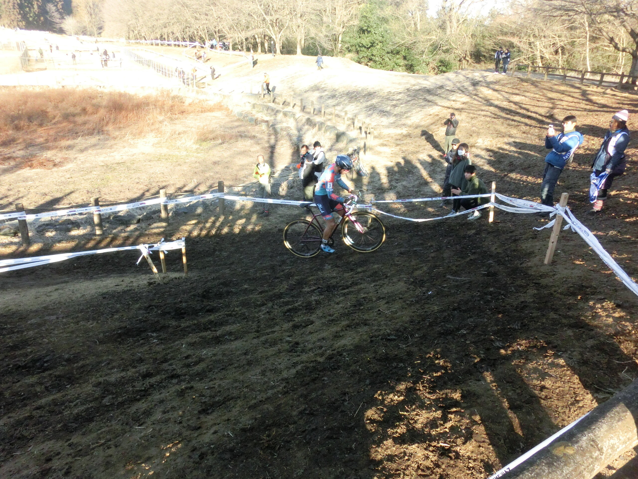 https://www.cyclocross.jp/news/CIMG8716.JPG