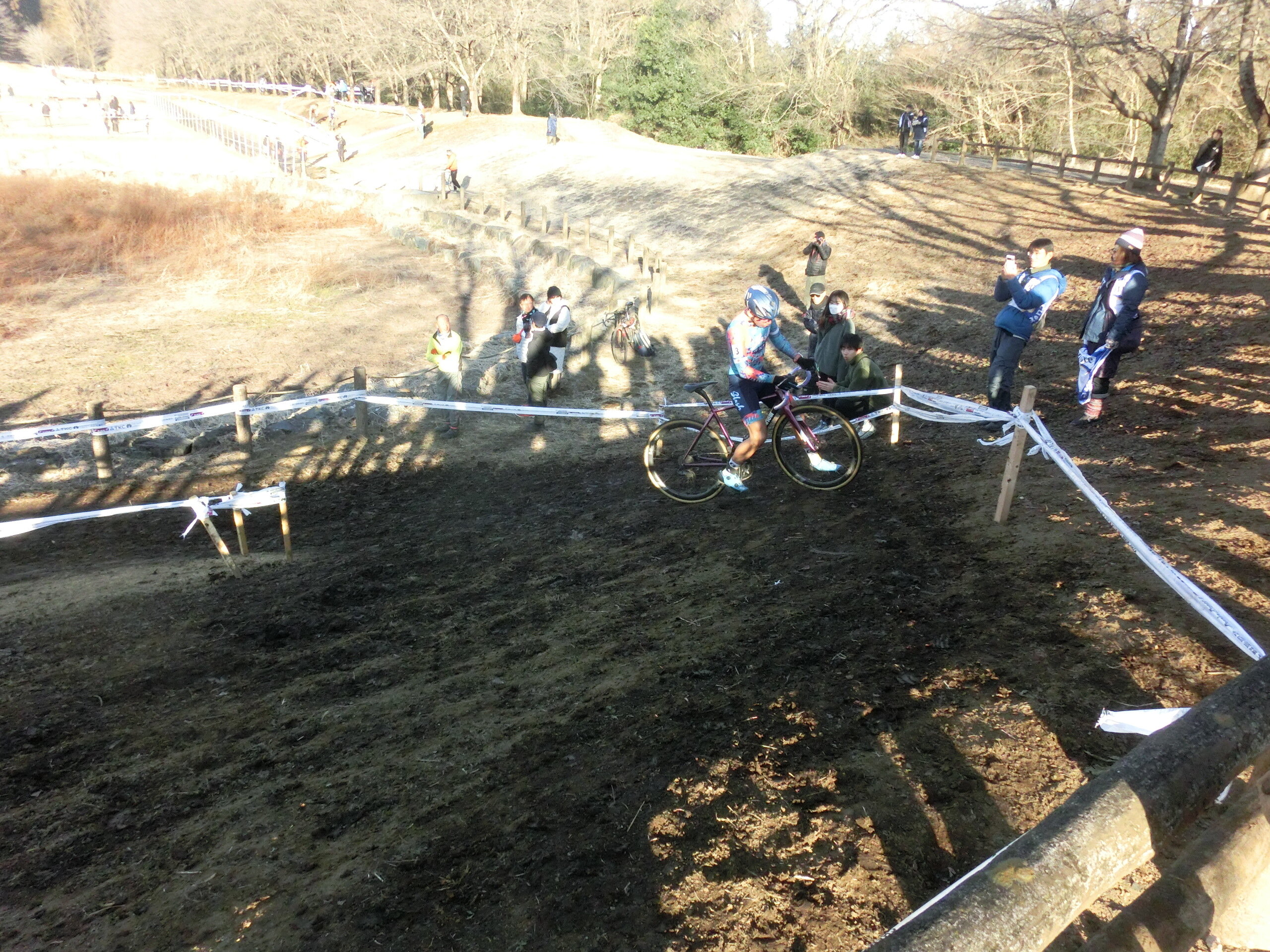 https://www.cyclocross.jp/news/CIMG8720.JPG